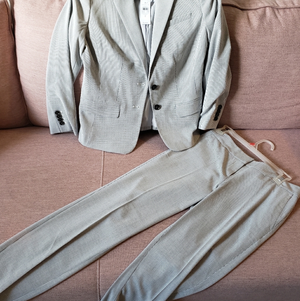 Suit
